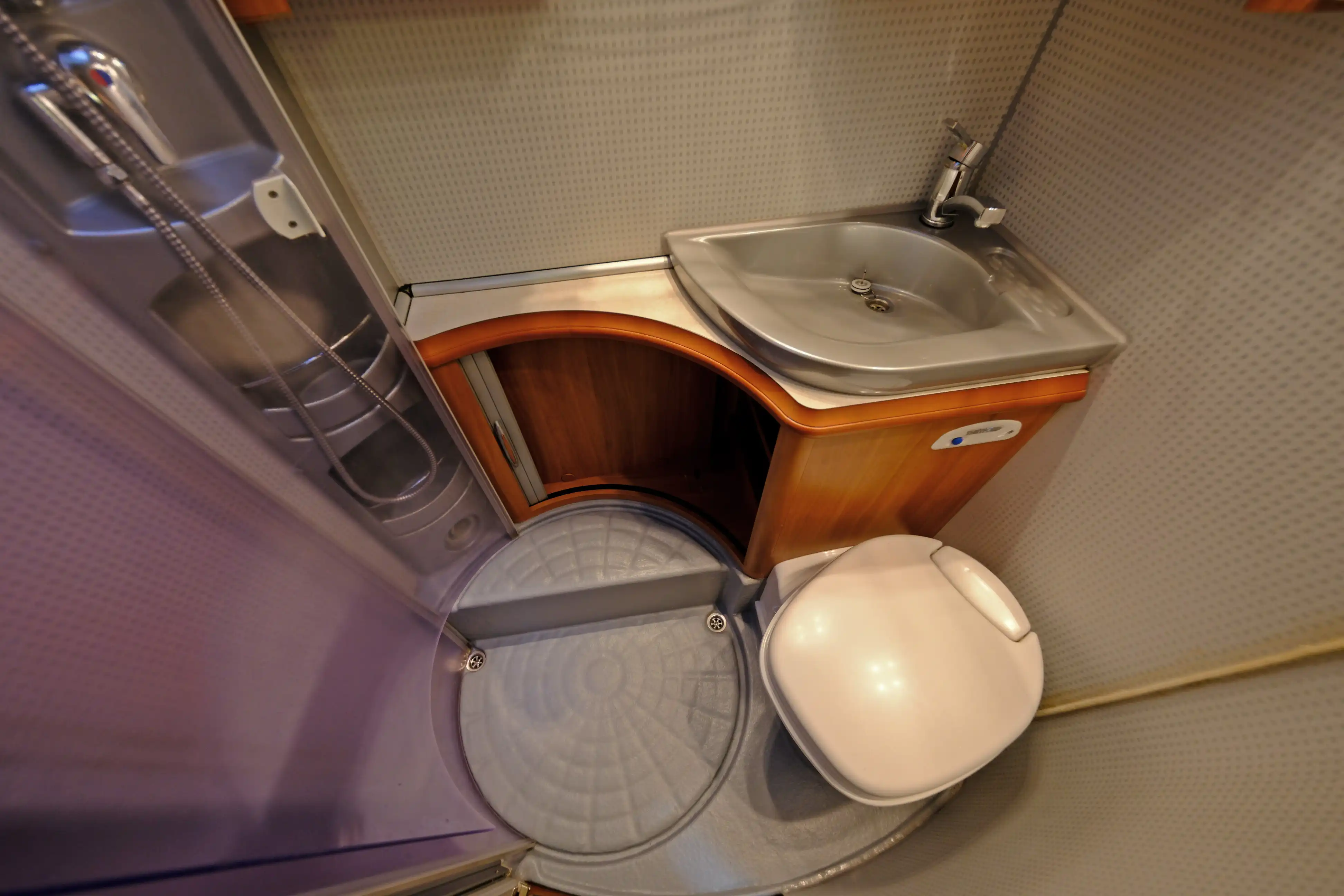 HOBBY Van T 500 GFSC - Ansicht 13